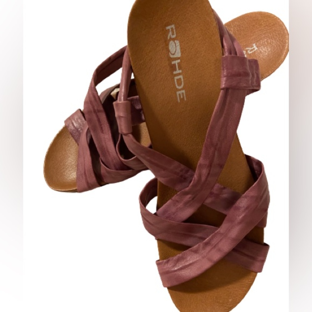 Brand new Rhode pink and tan small wedge sandals